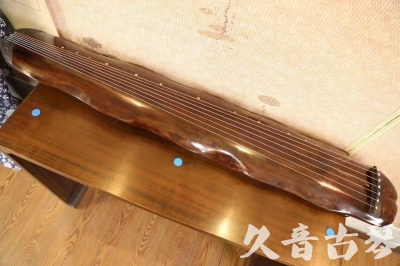 湘西土家族苗族自治州●久音古琴  ●今日推荐20230607  【收藏级断纹蕉叶】