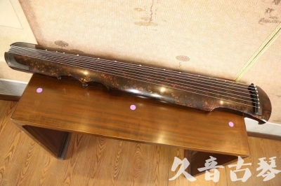 湘西土家族苗族自治州●久音古琴  ●臻品推荐 20231106 [犀牛皮纹伏羲式]